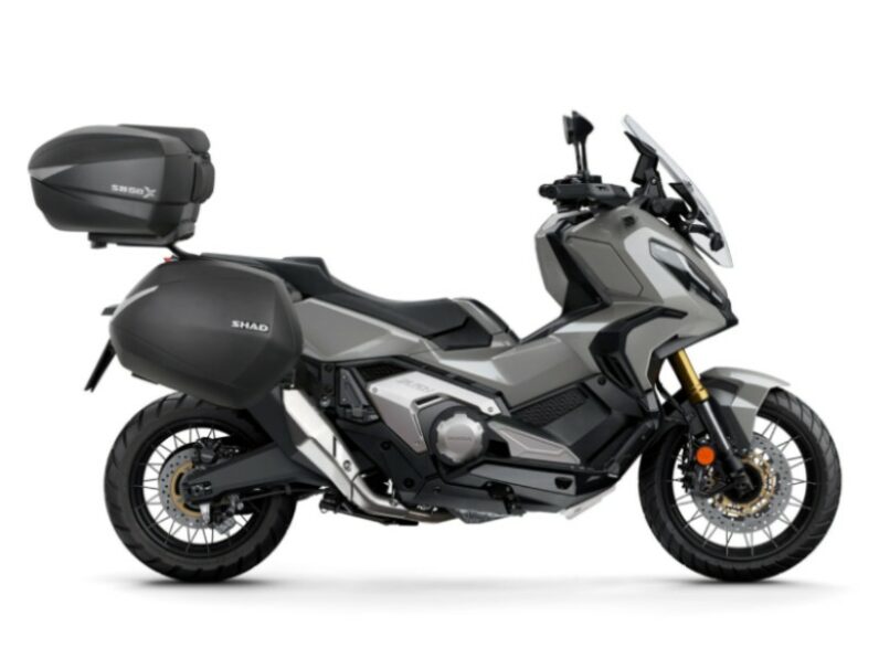 Honda X-ADV 750 rental in Ajaccio, Corsica